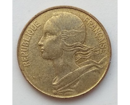 Франция 10 сантимов 1988